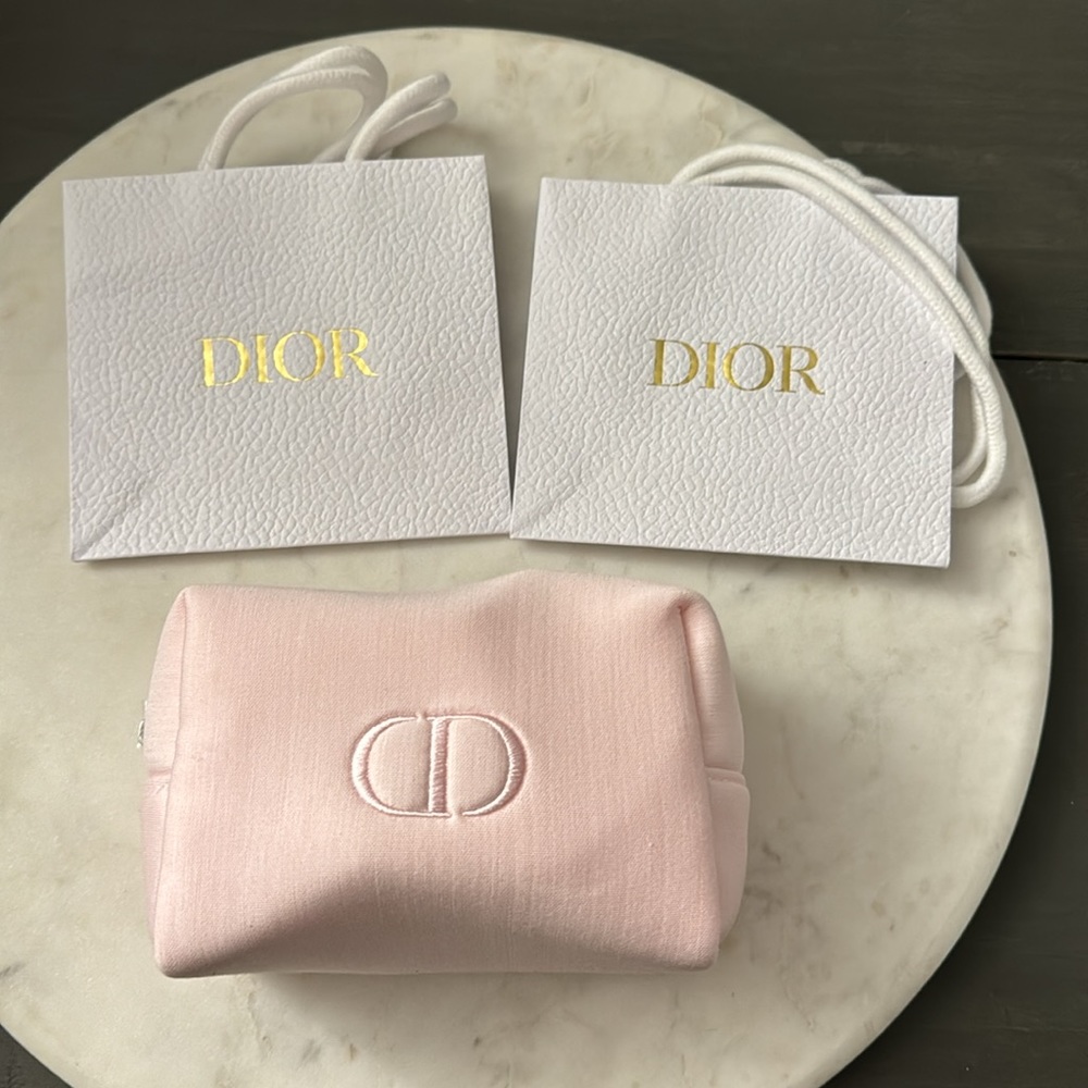 DIOR // MAKEUP - Picture 4 of 6